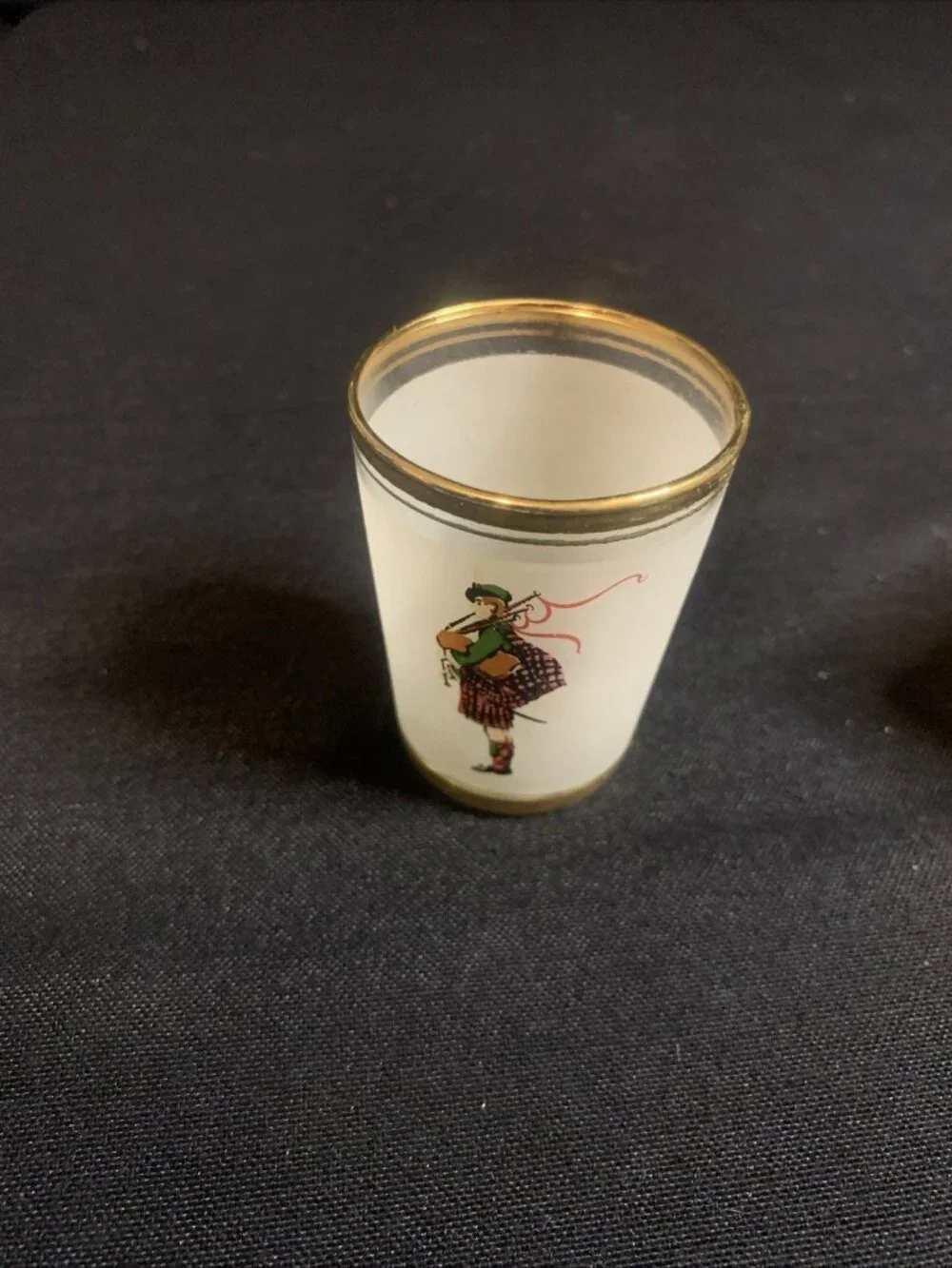 Mid-Century Irish “Scottish Lad” Gold Rimmed Shot Glasses Set Of 6 Flawless Orig